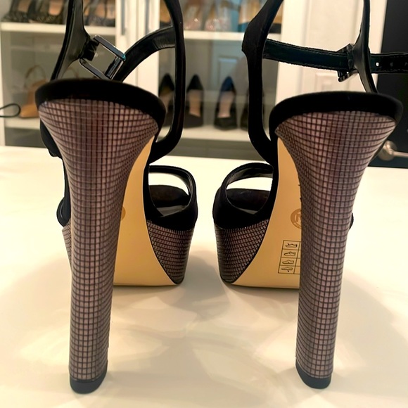 Michael Kors, suede platform open toe heels - Picture 3 of 5